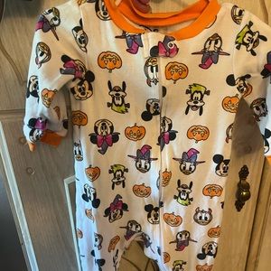 Halloween footie